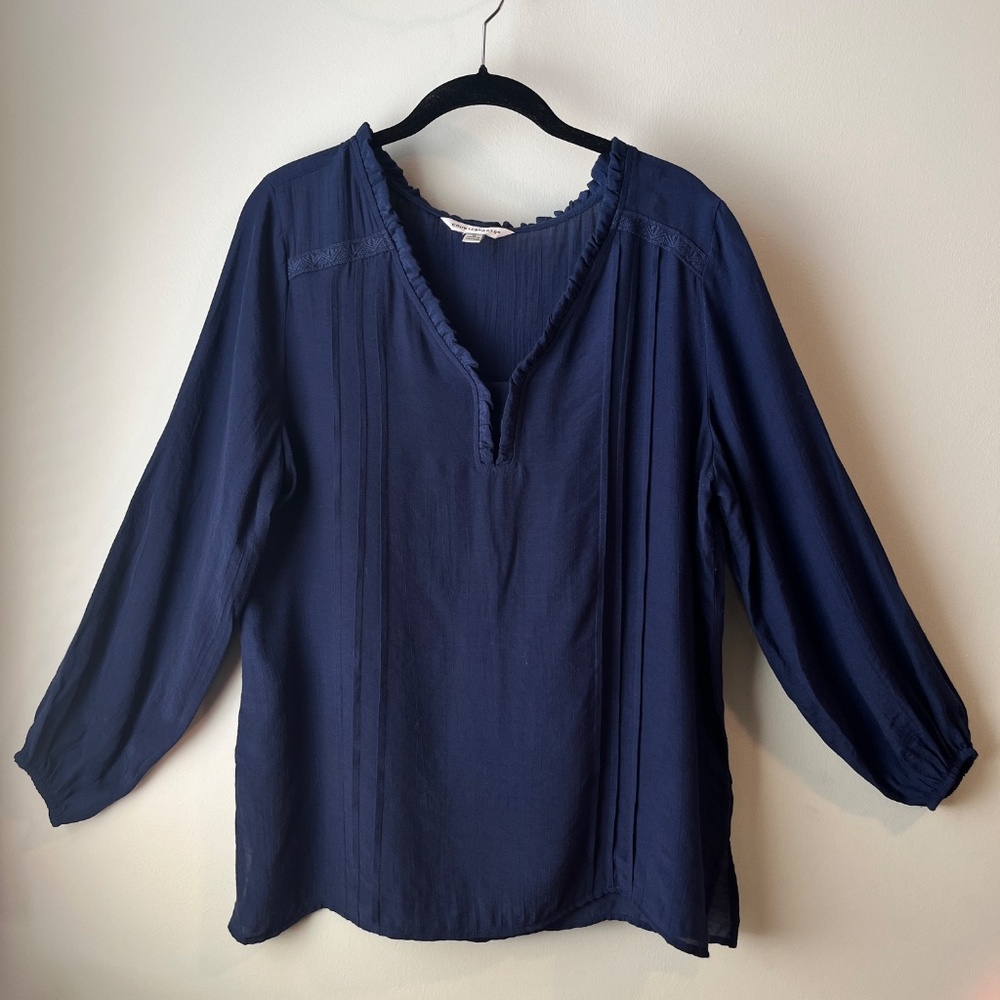 Counterparts Long Sleeve V-Neck Navy Blouse Medium